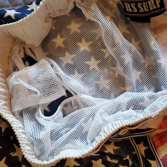 🤑 3 for $10 🤑Swim trunks - Picture 3 of 5